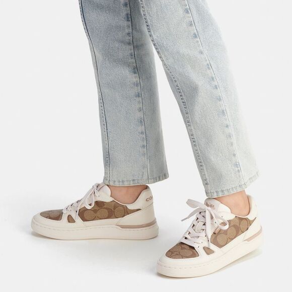 NWT Coach Outlet Clip Court Low Top Sneaker In Signature Canvas - Picture 6 of 7